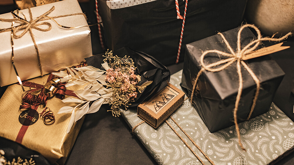 “How to Make Corporate Gifting More Meaningful with Custom Products”
